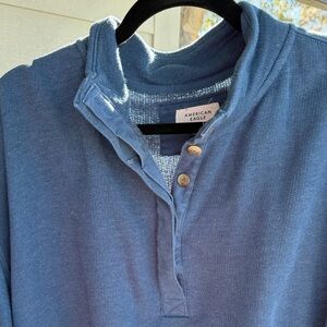 American Eagle CROPPED Blue Henley Shirt